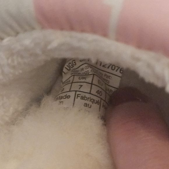 UGG Pride Slide - Unisex | Womens Size 9 - Picture 8 of 11